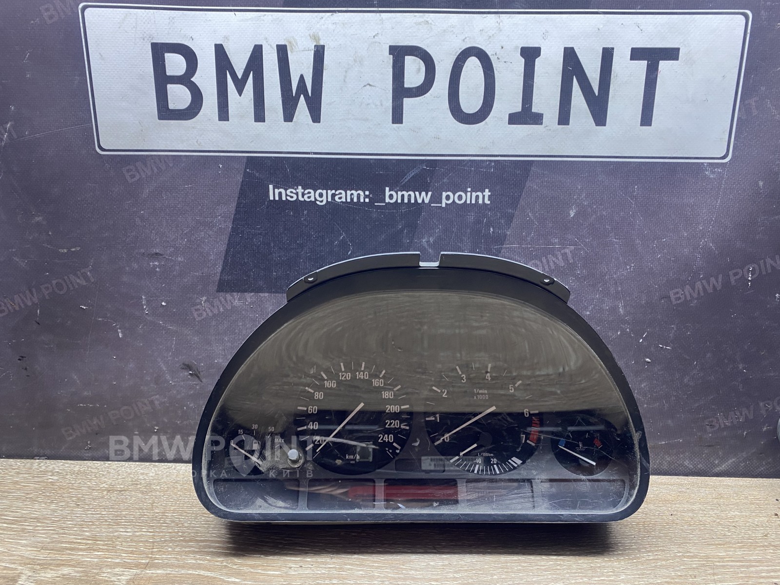 Панель приладів BMW E39 (МКПП) бензин VDO